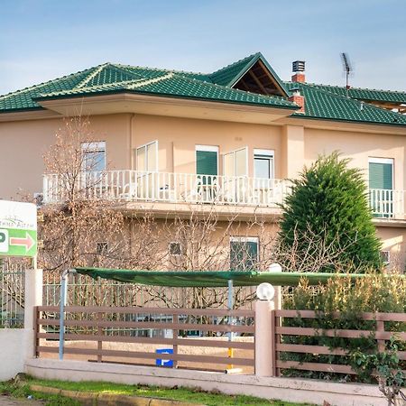 Hotel Aigli Farsala 외부 사진