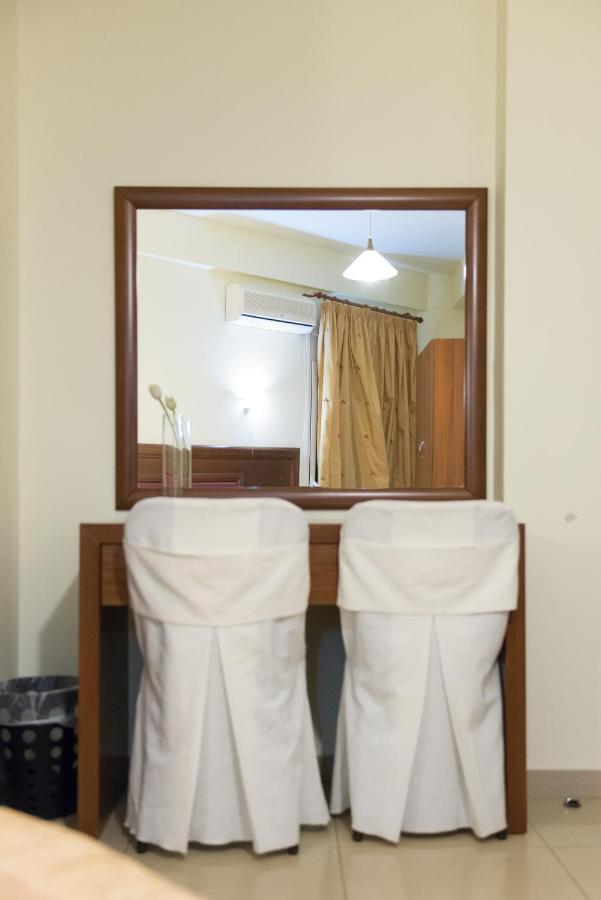 Hotel Aigli Farsala 외부 사진